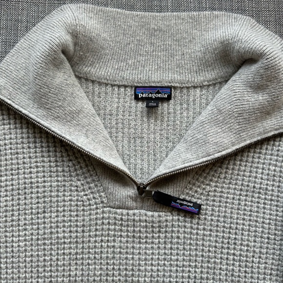 Patagonia Recycled Wool Blend, 1/4 zip Sweater L - Picture 6 of 9